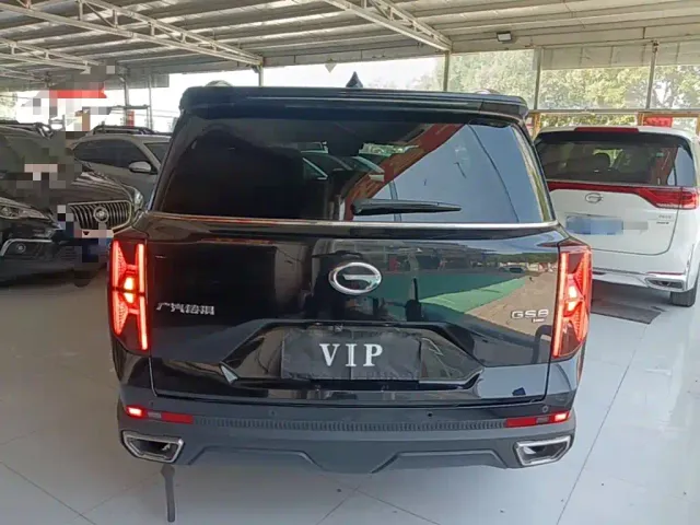 GAC Trumpchi GS8 — Фото автомобиля 5