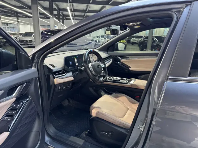 JAC Motors JAC QX PHEV — Фото автомобиля 5