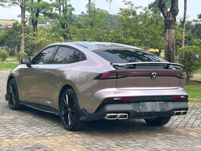 Changan UNI-V — Фото автомобиля 4