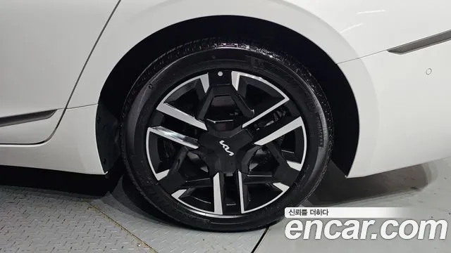 Kia K8 The New K8 2.5 Бензин 2WD — Фото автомобиля 18