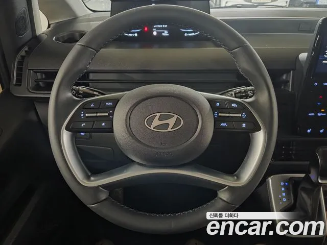 Hyundai Staria — Фото автомобиля 12