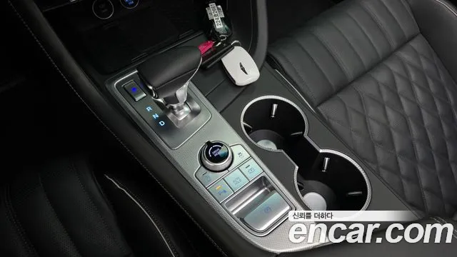 Genesis G70 Новый G70 Бензин 2.5T 4WD — Фото автомобиля 8