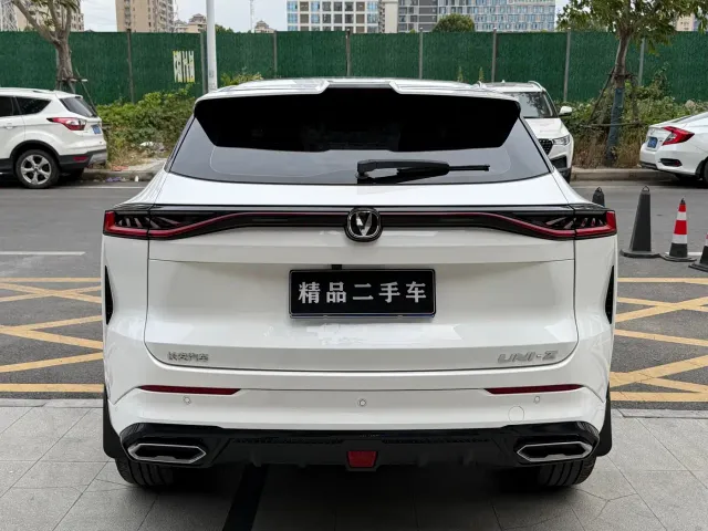 Changan UNI-Z — Фото автомобиля 15