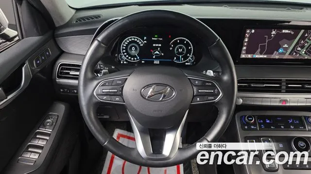 Hyundai Palisade Palisade Дизель 2.2 2WD — Фото автомобиля 15