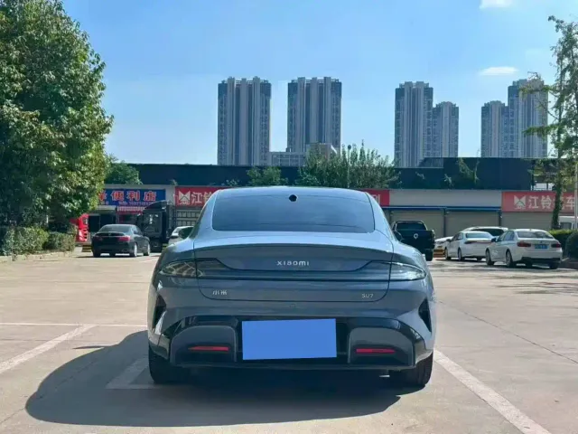 Xiaomi SU7 — Фото автомобиля 5