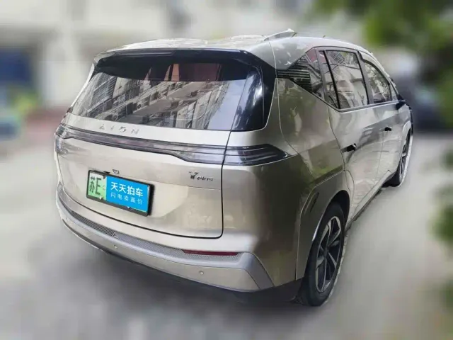 GAC Aion Y — Фото автомобиля 2