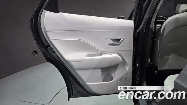 Hyundai Kona SX2 — Фото автомобиля 14