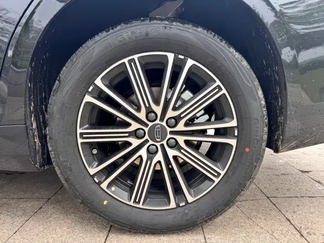 Geely Xingrui — Фото автомобиля 5