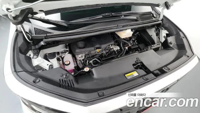 Toyota Alphard — Фото автомобиля 5