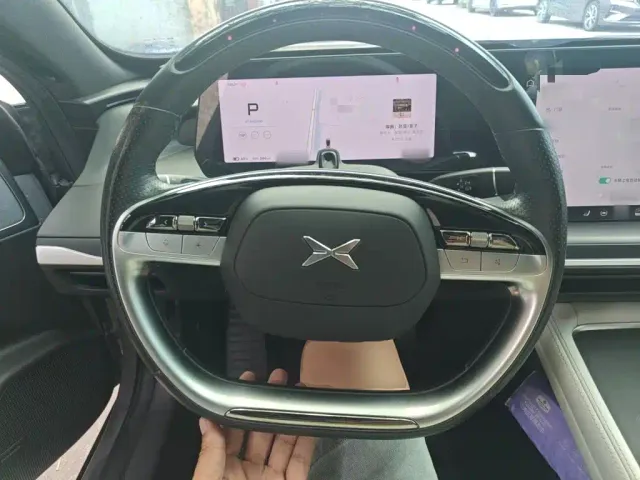 Xpeng P7 — Фото автомобиля 11