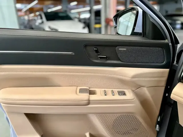 Jetour Shanhai Jetour Shanhai L7 PLUS 2025 Base Model 7-Seater — Фото автомобиля 19