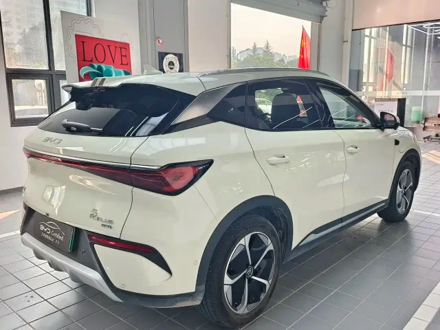 BYD Yuan PLUS — Фото автомобиля 9