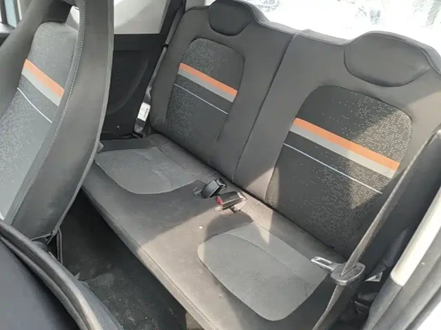 Wuling Motors Hongguang MINIEV 2020 Comfort Edition (LFP Battery) — Фото автомобиля 16