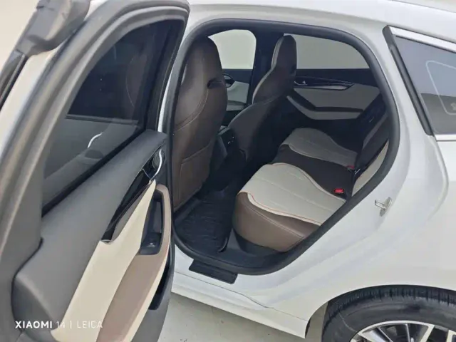 BYD Qin PLUS — Фото автомобиля 7