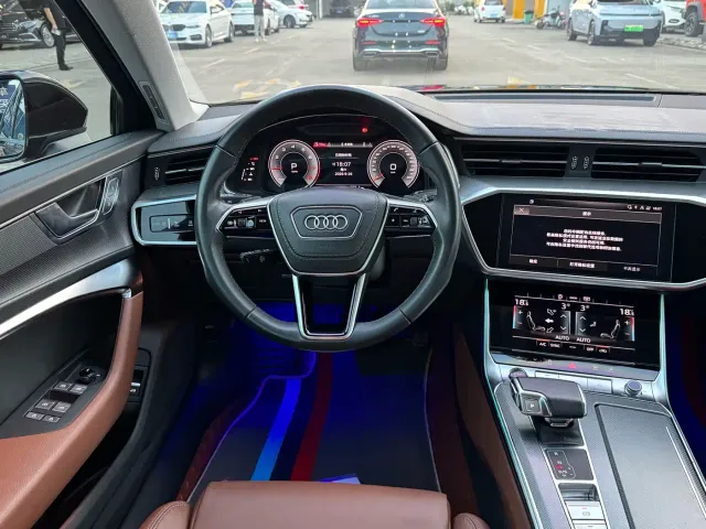 Audi A6L — Фото автомобиля 7