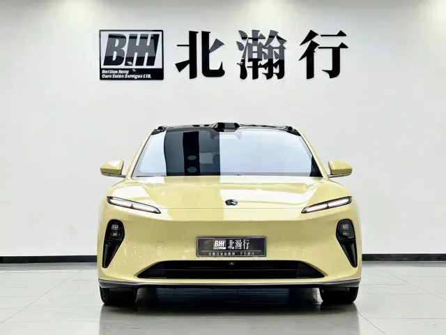 Nio ET5 Touring — Фото автомобиля 2