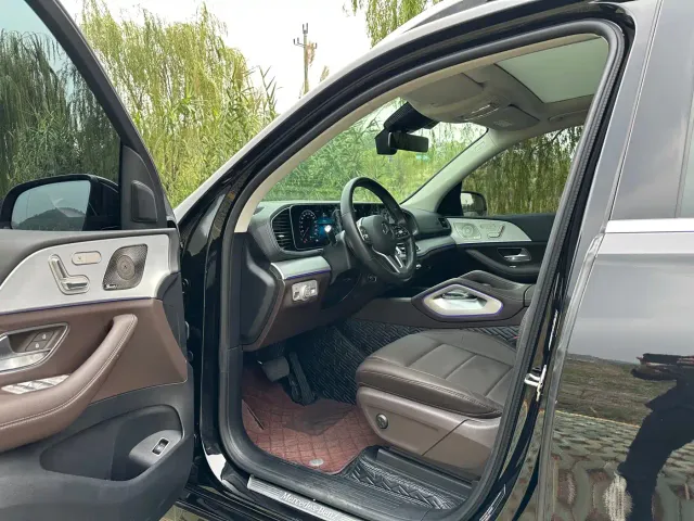 Mercedes-Benz GLE-Class — Фото автомобиля 5