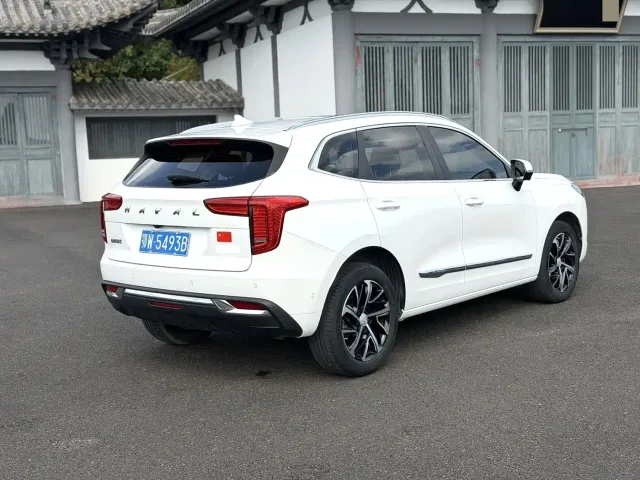 Haval Jolion — Фото автомобиля 17