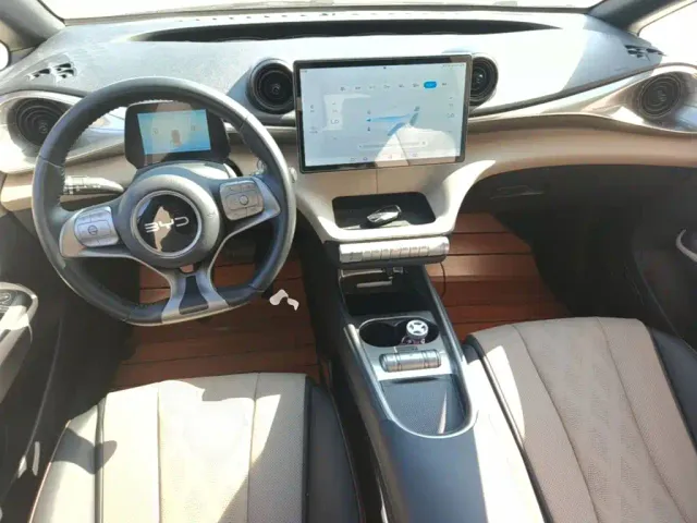 BYD Dolphin — Фото автомобиля 9