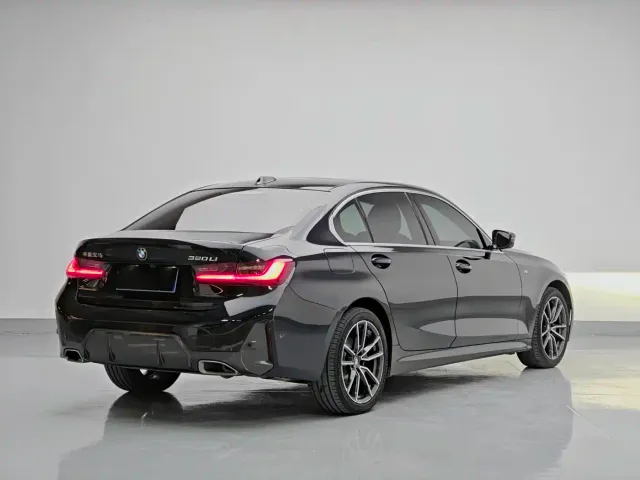BMW 3 Series — Фото автомобиля 4