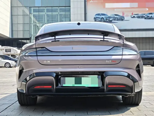 Xiaomi SU7 — Фото автомобиля 6