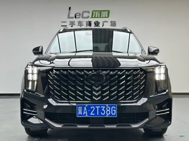 GAC Trumpchi GS8 — Фото автомобиля 2