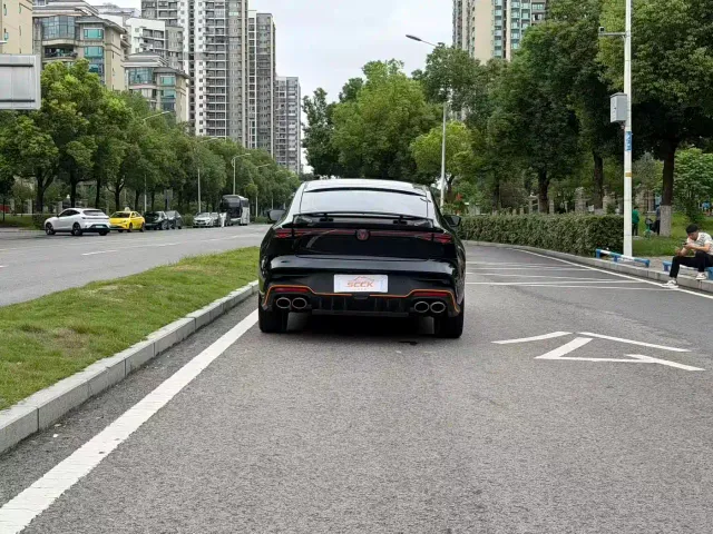 Changan Changan UNI-V 2025 2.0T Sport Version — Фото автомобиля 6