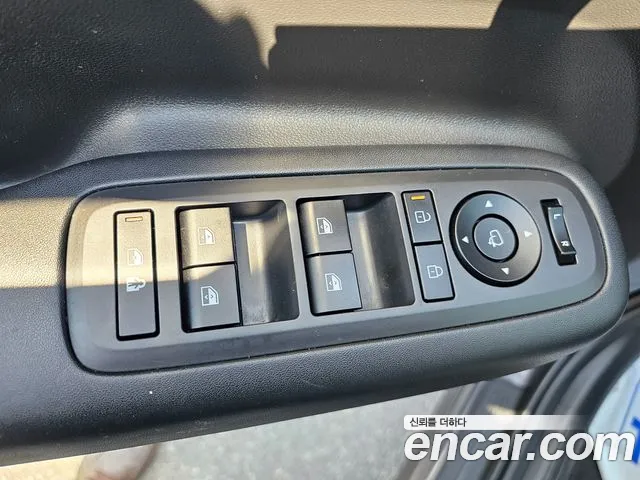 Hyundai Santa Fe MX5 — Фото автомобиля 13