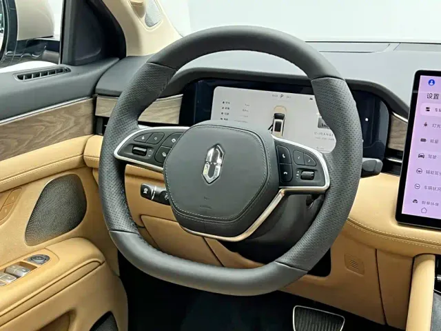 Aito M7 — Фото автомобиля 24