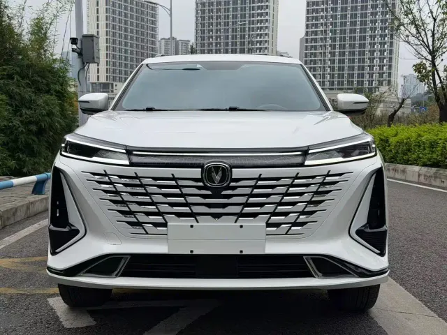 Changan CS75 Plus — Фото автомобиля 2