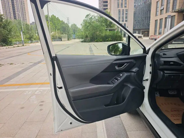 Subaru Crosstrek — Фото автомобиля 9
