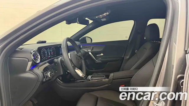 Mercedes-Benz A-Class W177 — Фото автомобиля 18