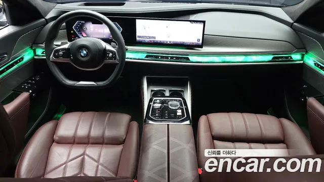 BMW 7 Series G70 — Фото автомобиля 7