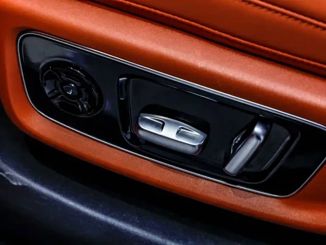 Li Auto L9 — Фото автомобиля 26