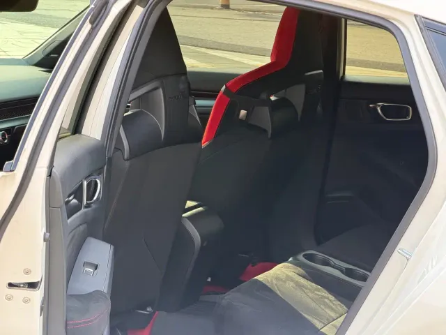 Honda Civic — Фото автомобиля 16