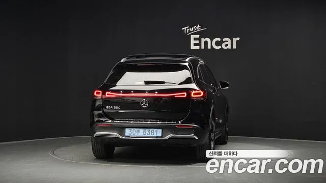 Mercedes-Benz EQA H243 — Фото автомобиля 4