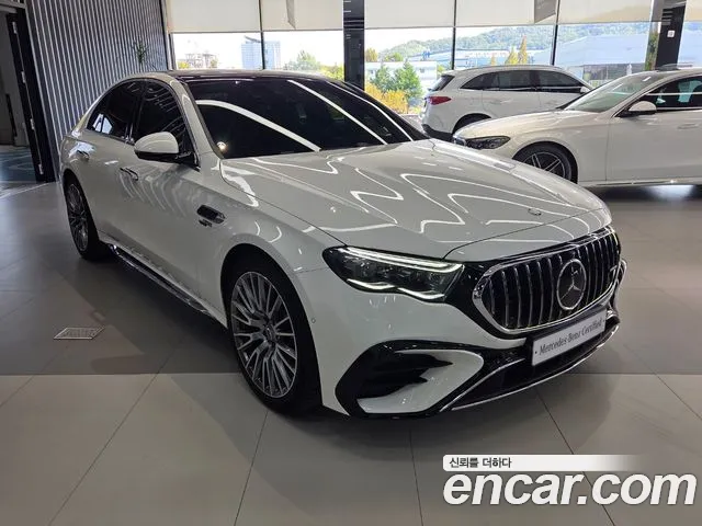 Mercedes-Benz E-Class — Фото автомобиля 6