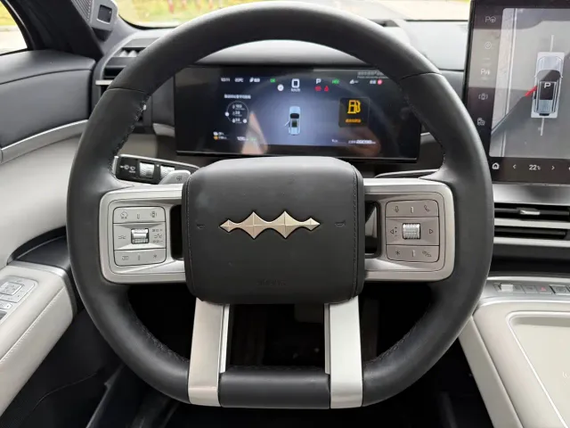 BYD FangChengBao Titanium 7 — Фото автомобиля 9