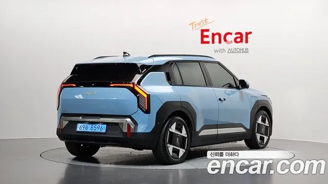 Kia EV3 — Фото автомобиля 2