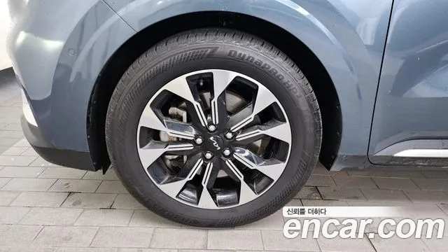 Kia Canival Carnival 4 поколение Бензин 9 мест Signature — Фото автомобиля 5