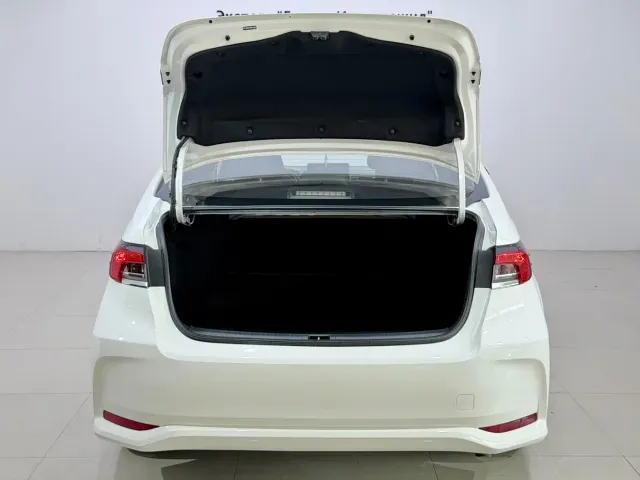 Toyota Corolla — Фото автомобиля 14