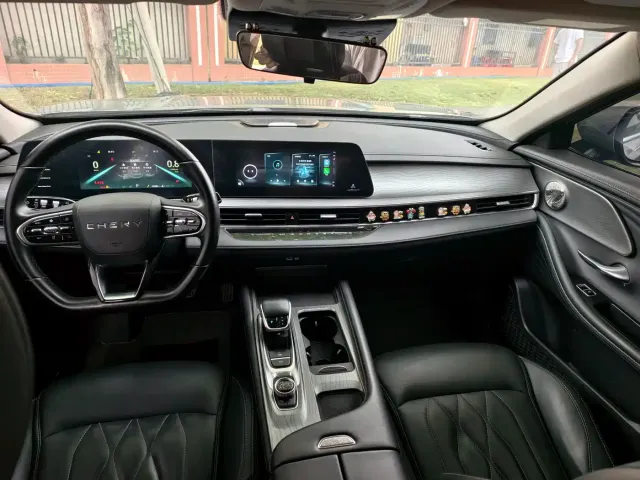Chery Arrizo 8 — Фото автомобиля 6