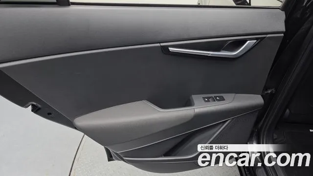Kia Niro Niro (New) — Фото автомобиля 14