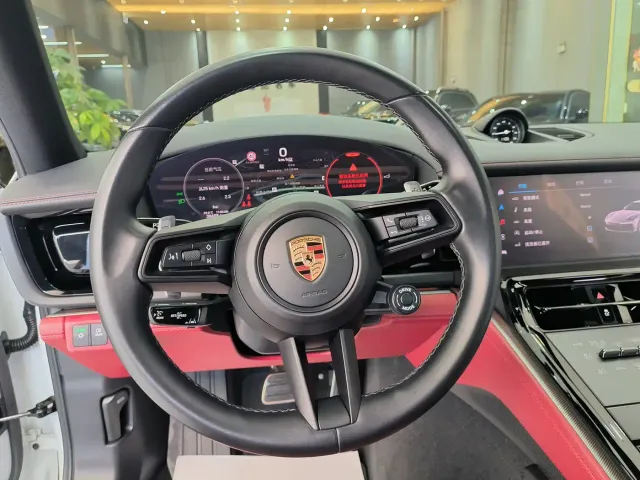 Porsche Panamera — Фото автомобиля 10