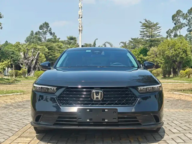 Honda Accord — Фото автомобиля 2