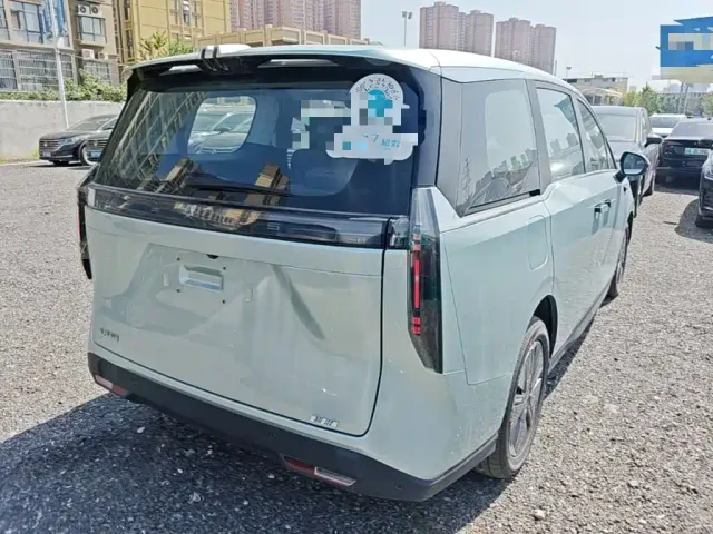 Maxus Dajia 7 — Фото автомобиля 6