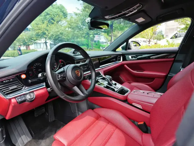 Porsche Panamera — Фото автомобиля 7