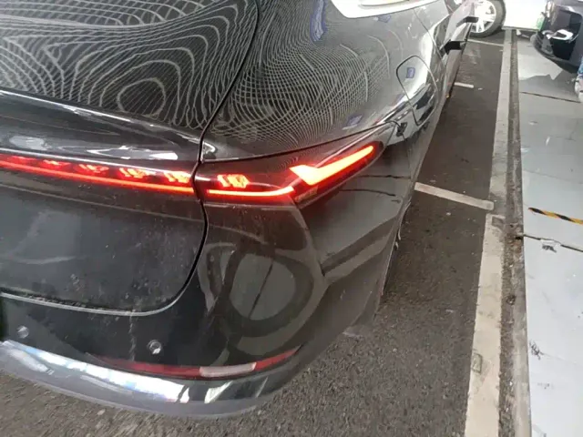 Changan Qiyuan A07 — Фото автомобиля 23