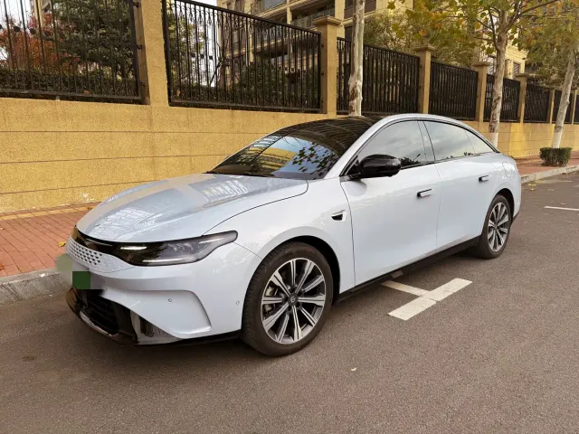 Фотография автомобиля — Leapmotor C01