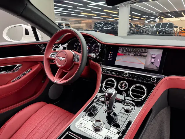Bentley Continental — Фото автомобиля 16